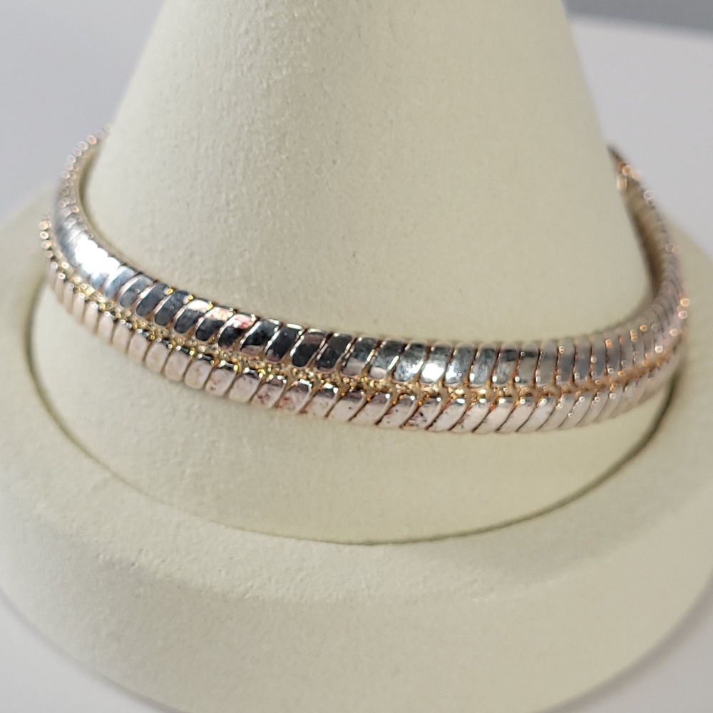 Silver Tone Segmented Snake Chain Bracelet 8 Inch Polished‎ Lobster Clasp